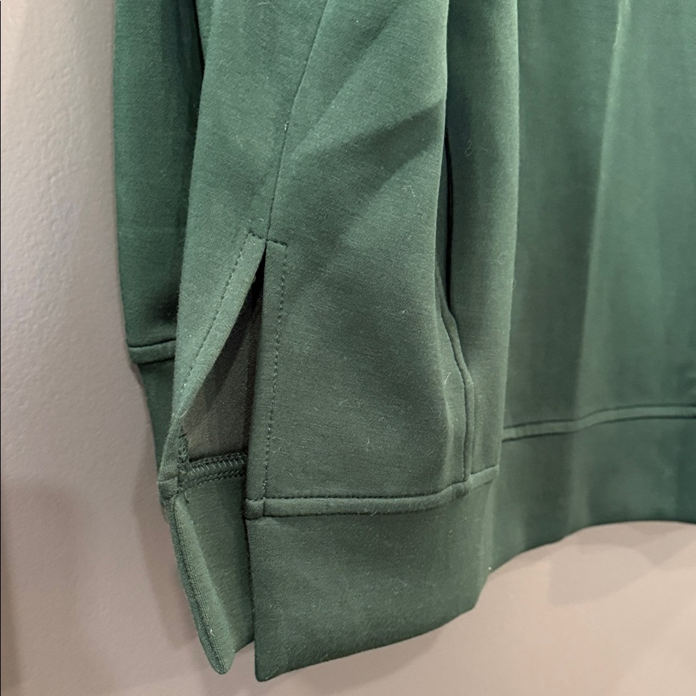Green Ruffled Sweatshirt - Picture 4 of 10